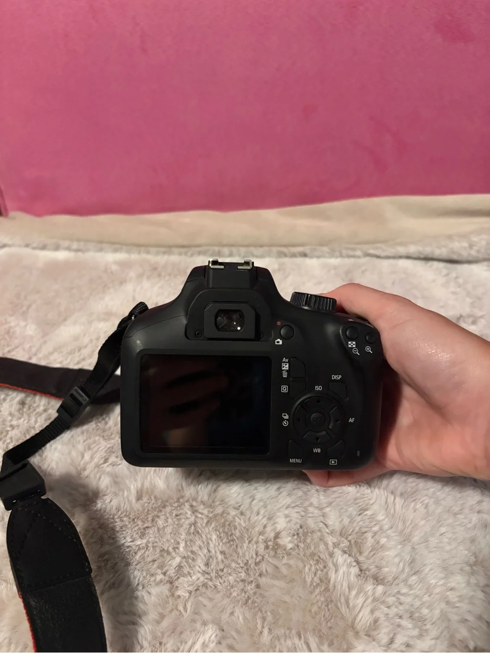 Canon T100 DSLR Camera
